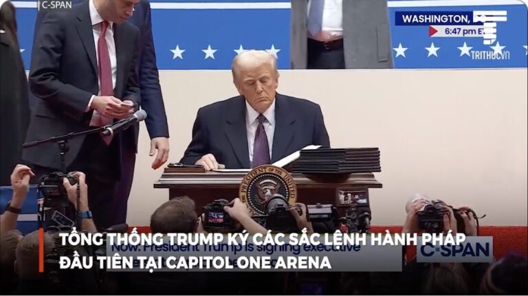 Donald Trump ký các sắc lệnh hành pháp đầu tiên trong nhiệm kỳ mới